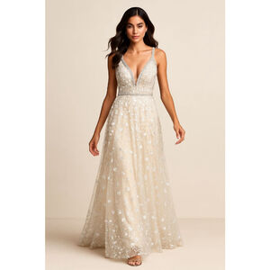 Mac Duggal Embellished Ivory and Peach Floral Appliqué Size 12 Style 22845 NWOT